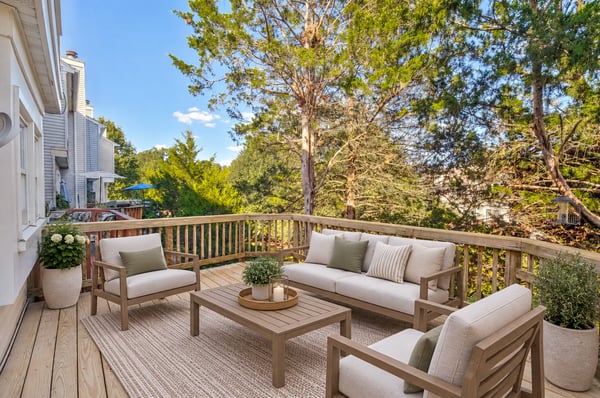 Deck - virtually staged