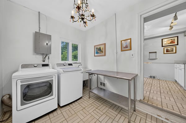21543 Mahon Drive, Southfield, MI