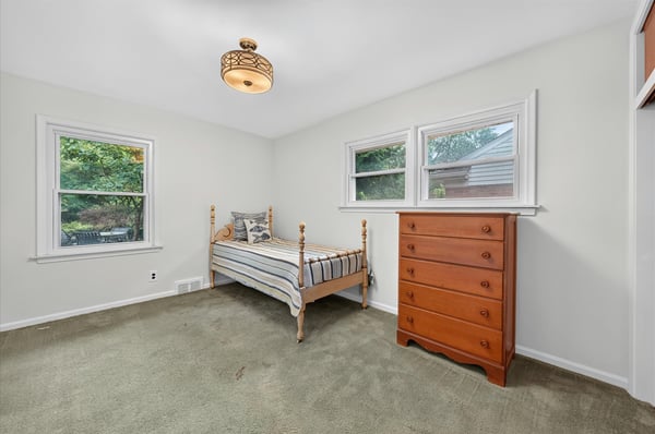 21543 Mahon Drive, Southfield, MI