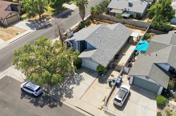 2240 Moonlight Ct, palmdale, CA