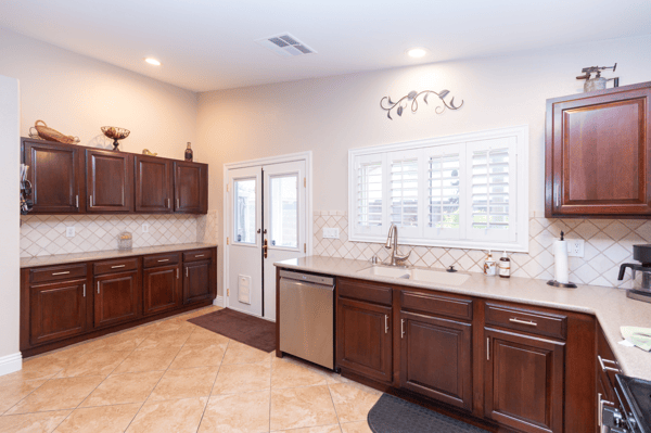 8391 Hollywood Hills, Las Vegas, NV