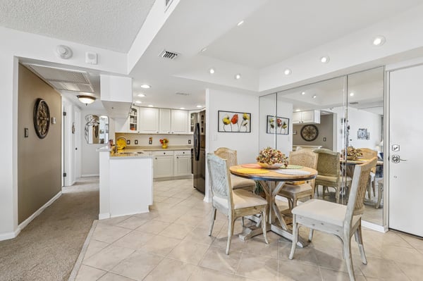 1601 Ocean Drive South, 402, Jacksonville Beach, FL