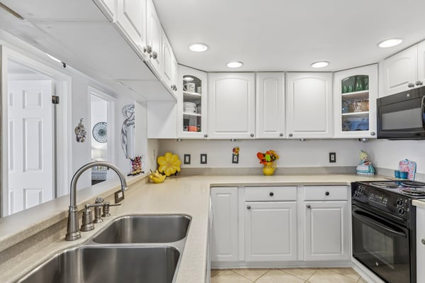 1601 Ocean Drive South, 402, Jacksonville Beach, FL