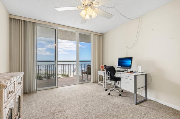 1601 Ocean Drive South, 402, Jacksonville Beach, FL
