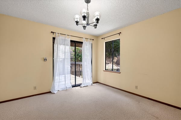 674 Pinon Ave, Pinole, CA