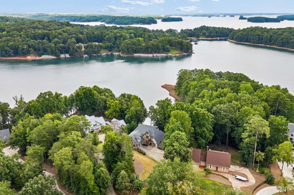 3330 Chimney Point Drive, Cumming, GA