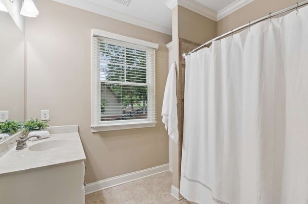3330 Chimney Point Drive, Cumming, GA