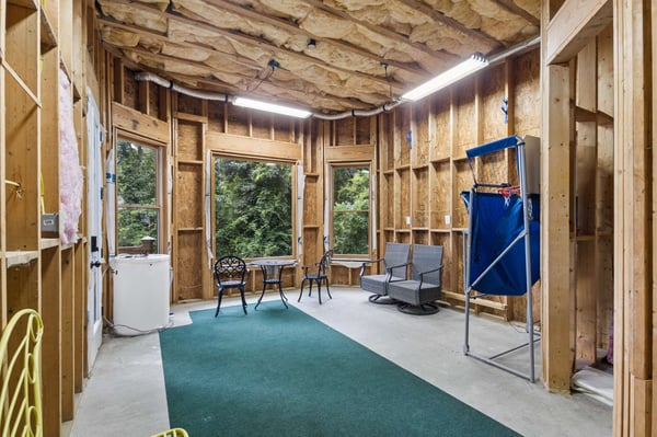 3330 Chimney Point Drive, Cumming, GA