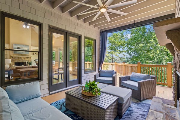 3330 Chimney Point Drive, Cumming, GA