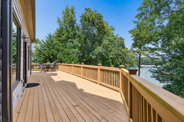 3330 Chimney Point Drive, Cumming, GA