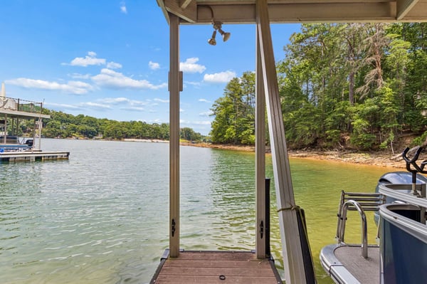3330 Chimney Point Drive, Cumming, GA