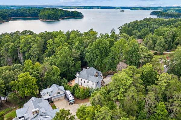 3330 Chimney Point Drive, Cumming, GA