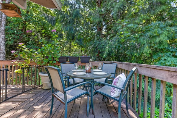 9925 SW Quail Post Rd, Portland, OR