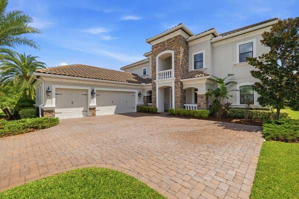 18615 Rue Beauvais, Lutz, FL
