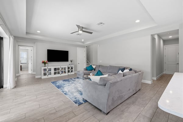 18615 Rue Beauvais, Lutz, FL