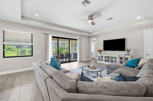 18615 Rue Beauvais, Lutz, FL