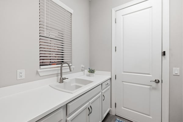 18615 Rue Beauvais, Lutz, FL