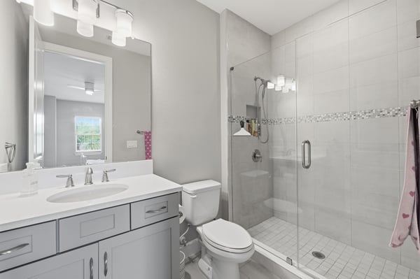 18615 Rue Beauvais, Lutz, FL