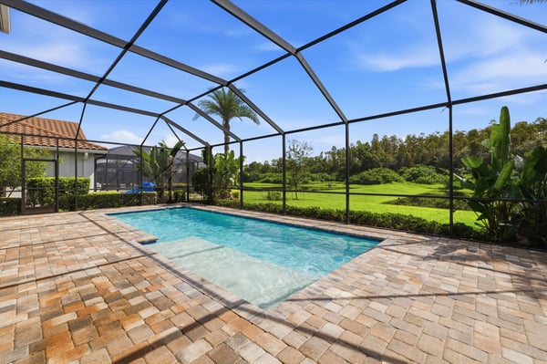 18615 Rue Beauvais, Lutz, FL