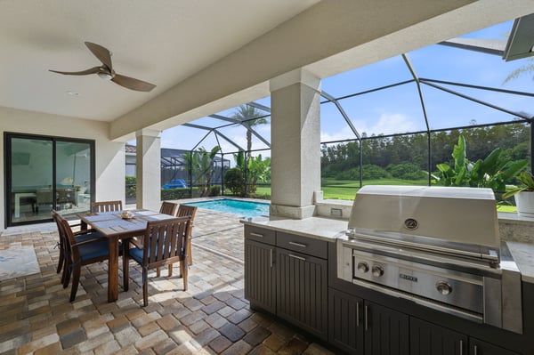 18615 Rue Beauvais, Lutz, FL