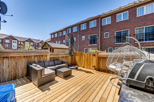 8 Sand Wedge Lane, Brampton, ON