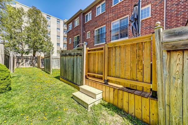 8 Sand Wedge Lane, Brampton, ON