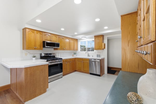 17314 Elm St, Fountain Valley, CA