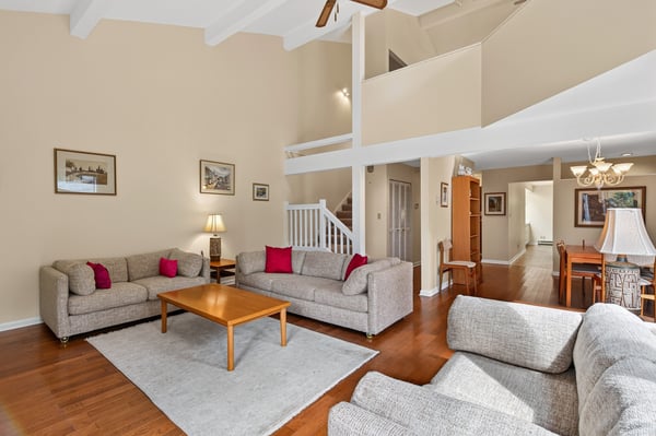 6 - 909 Carolwood Drive, Victoria, BC