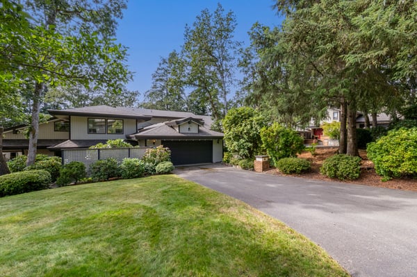 6 - 909 Carolwood Drive, Victoria, BC