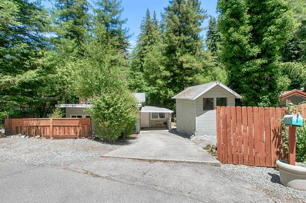 1004 Laurel Ave, Felton, CA
