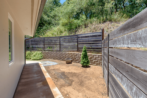 425 Echo Valley Rd, Salinas, CA