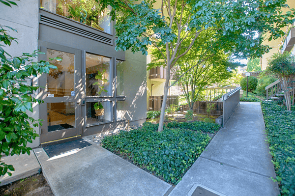 2140 Santa Cruz Ave, B106, Menlo Park, CA