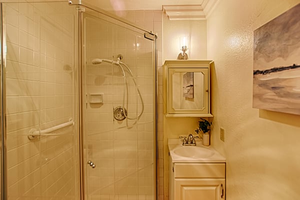 2140 Santa Cruz Ave, B106, Menlo Park, CA