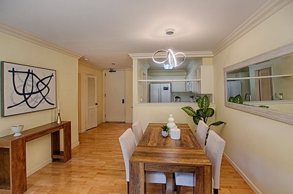 2140 Santa Cruz Ave, B106, Menlo Park, CA