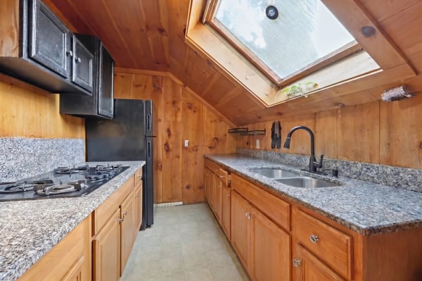2880 Main Street, Coventry, CT