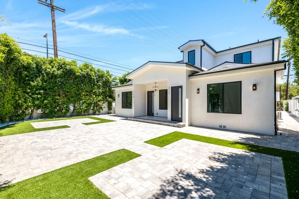 5954 Simpson Avenue, Valley Village, CA
