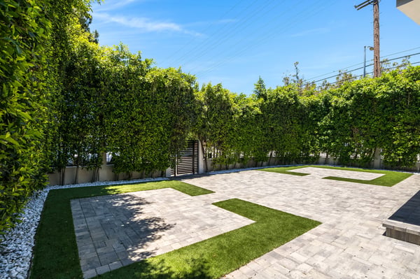 5954 Simpson Avenue, Valley Village, CA