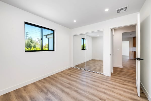 5954 Simpson Avenue, Valley Village, CA