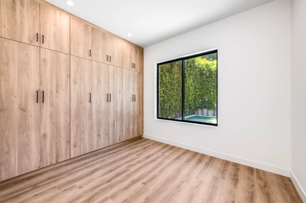 5954 Simpson Avenue, Valley Village, CA