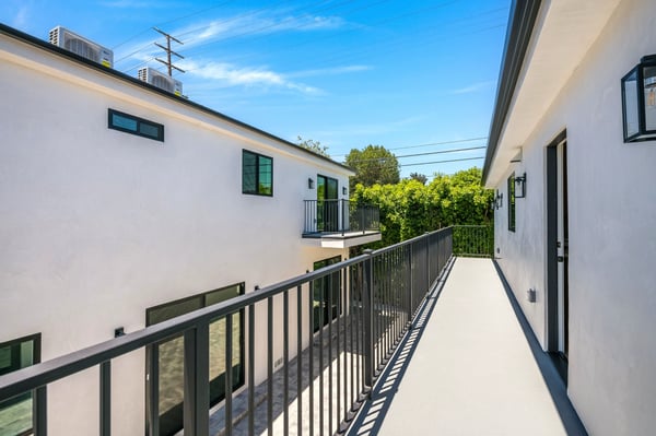 5954 Simpson Avenue, Valley Village, CA
