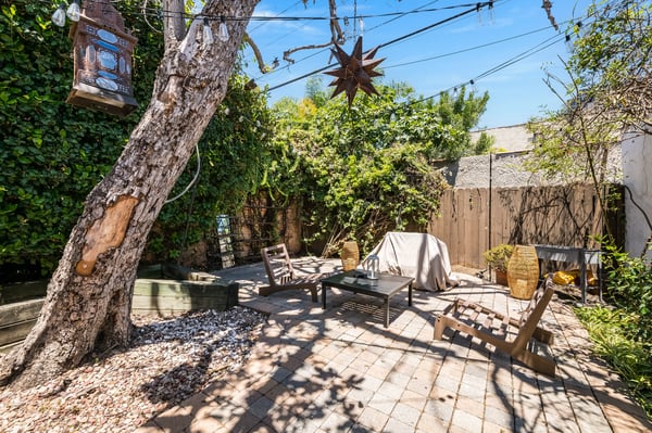 8447 - 8449 4th Street, Los Angeles, CA