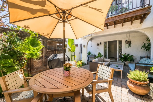 8447 - 8449 4th Street, Los Angeles, CA