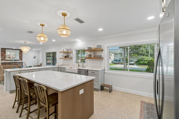 10916 Carrollwood Dr, Tampa, FL