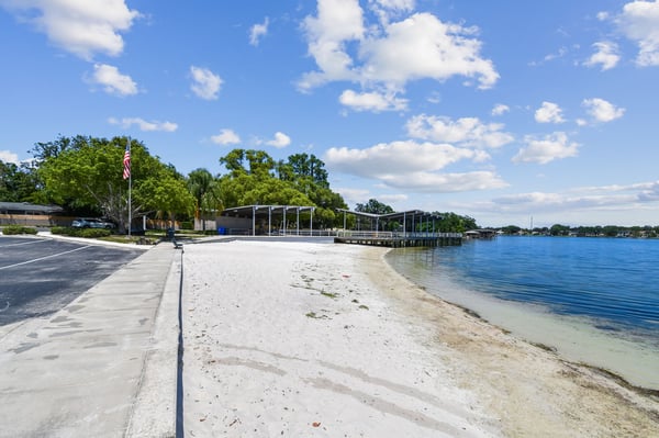 10916 Carrollwood Dr, Tampa, FL