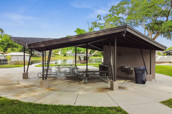 10916 Carrollwood Dr, Tampa, FL