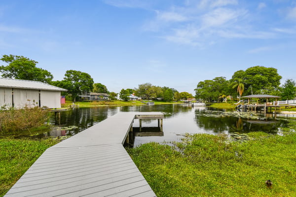 10916 Carrollwood Dr, Tampa, FL