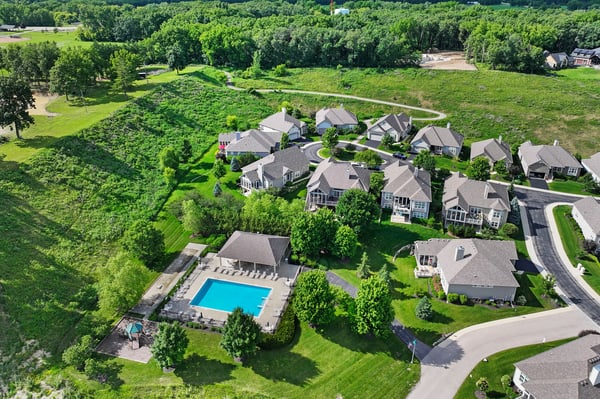 120 Lake Vista Ct., Fontana, WI