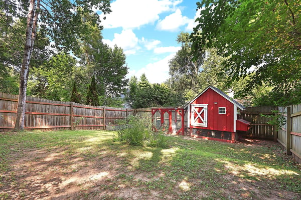 N2404 Giles Drive, Burlington, WI