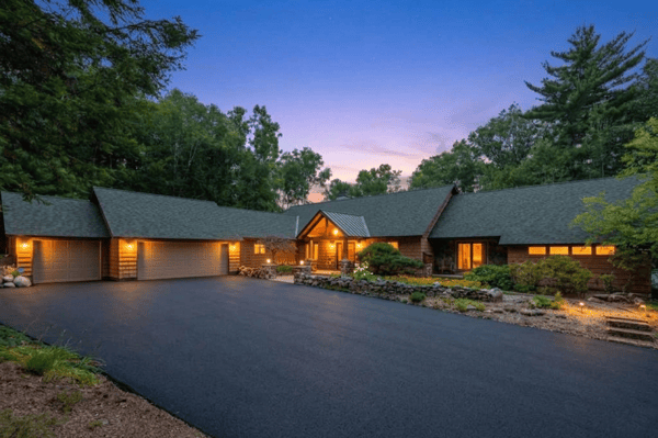 33 Indian Point Road, Hebron, NH
