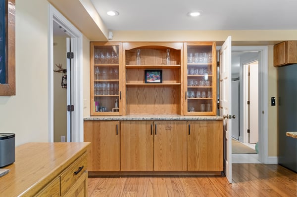33 Indian Point Road, Hebron, NH
